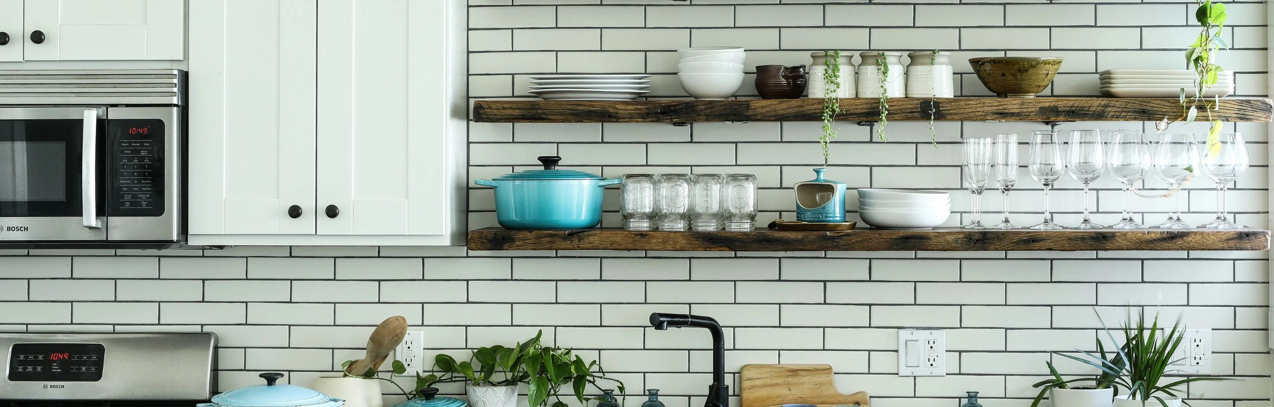 Decluttering: Strategies to Renew Your Home and Mind
